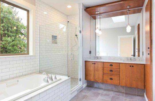 ?What's the Best Lighting For the Bathroom2
