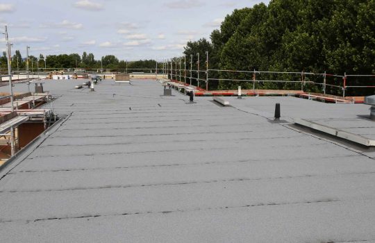 איטום גגות2